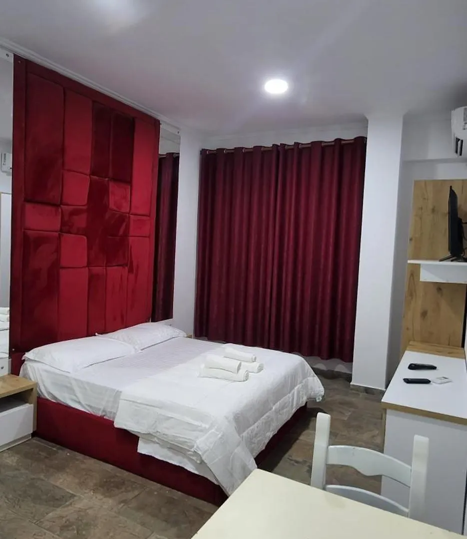 Hotel Kleo Rinas