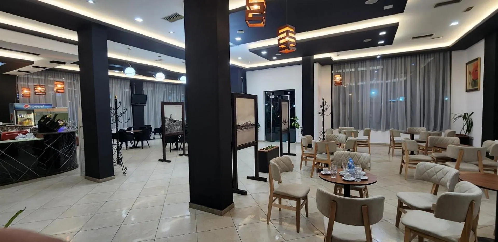 Hotel Kleo Rinas